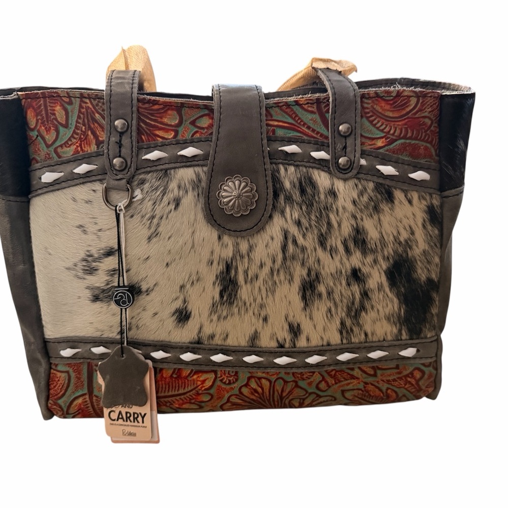 Concealed Carry Collection Genuine Leather Brown and Tan Tote Western Bag